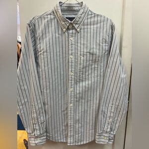 Abercrombie & Fitch Gray Striped Button-Down Shirt